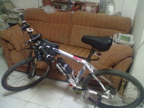 山地车 东西我也说不上来 我的第一辆车