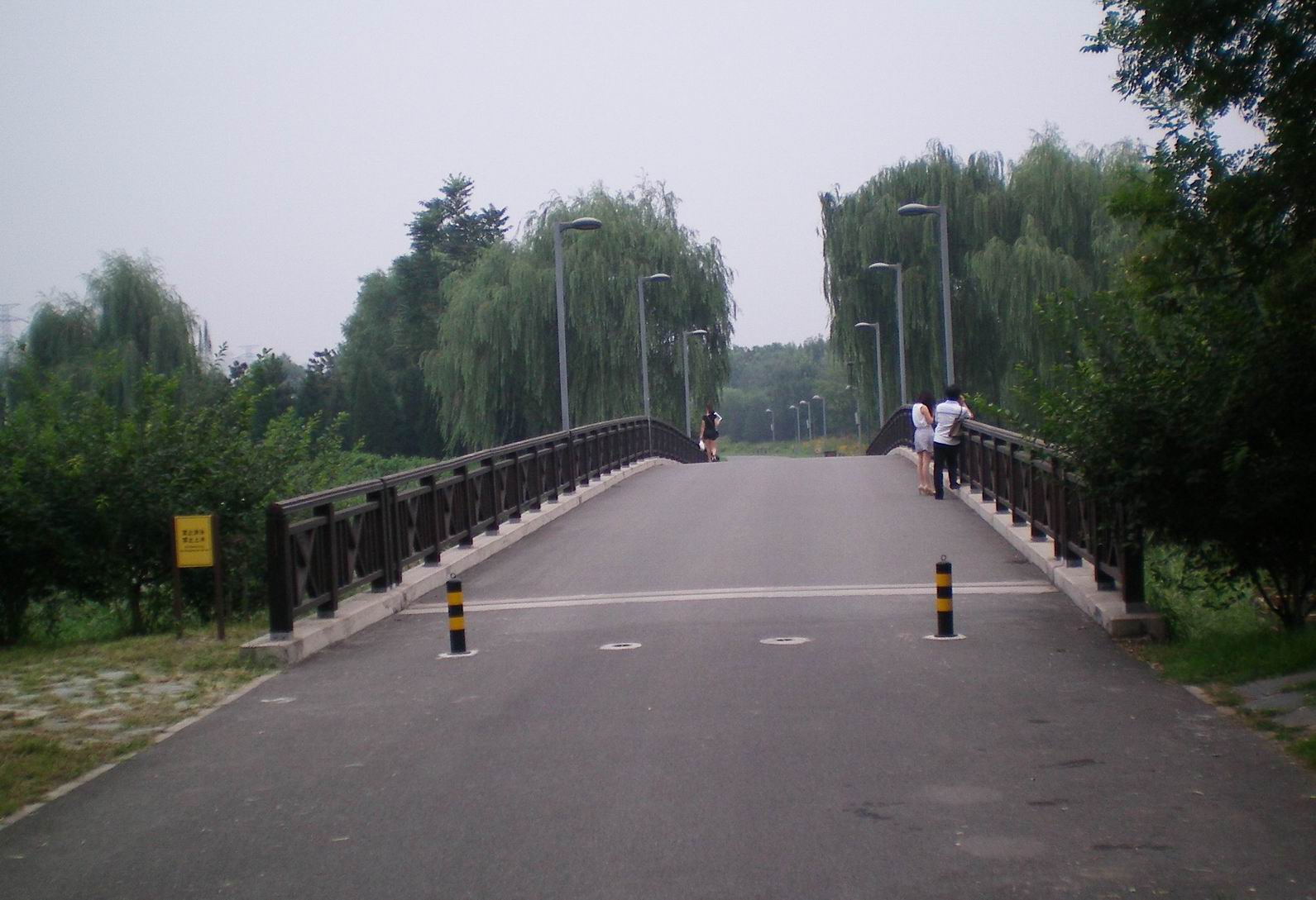 调整大小 北面的小桥.jpg