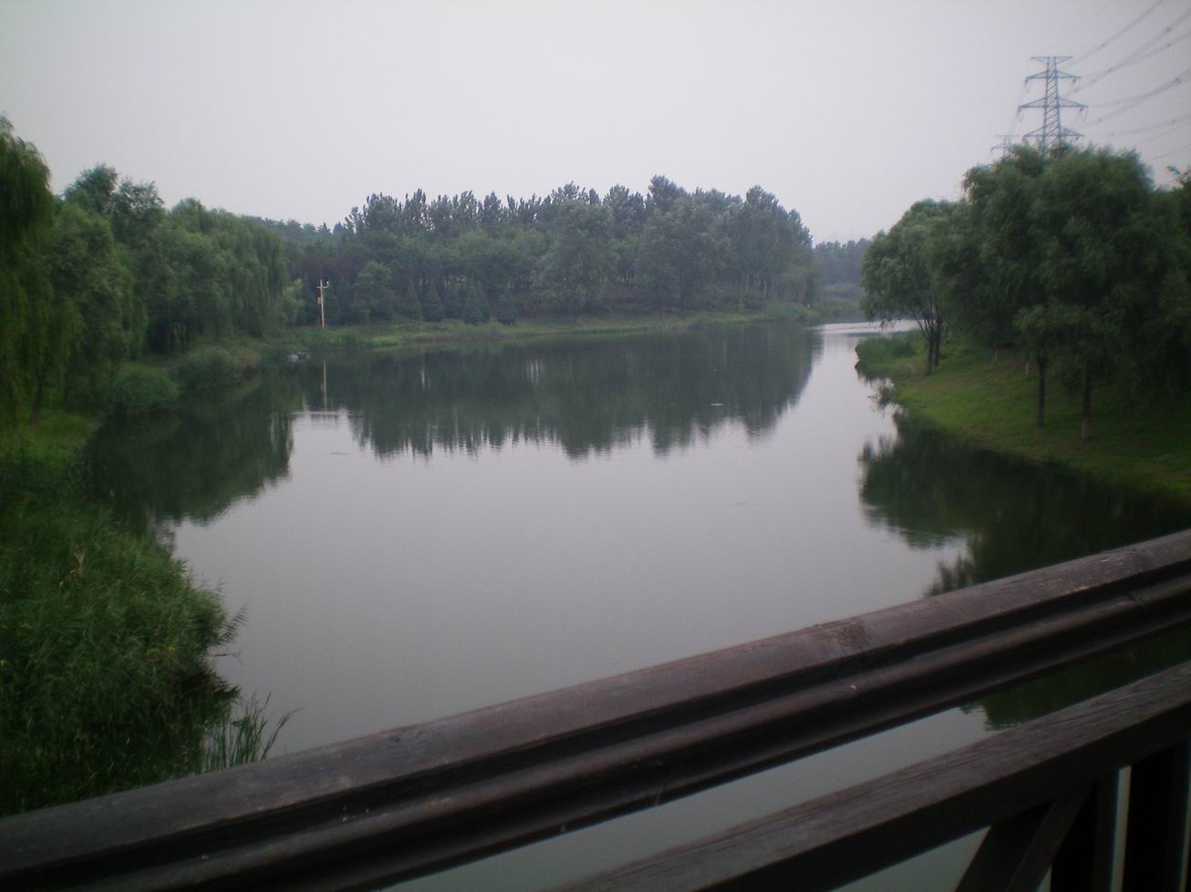 调整大小 南面的小桥下.JPG