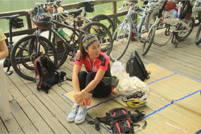 木兰队开始饭后休闲活动 自我介绍