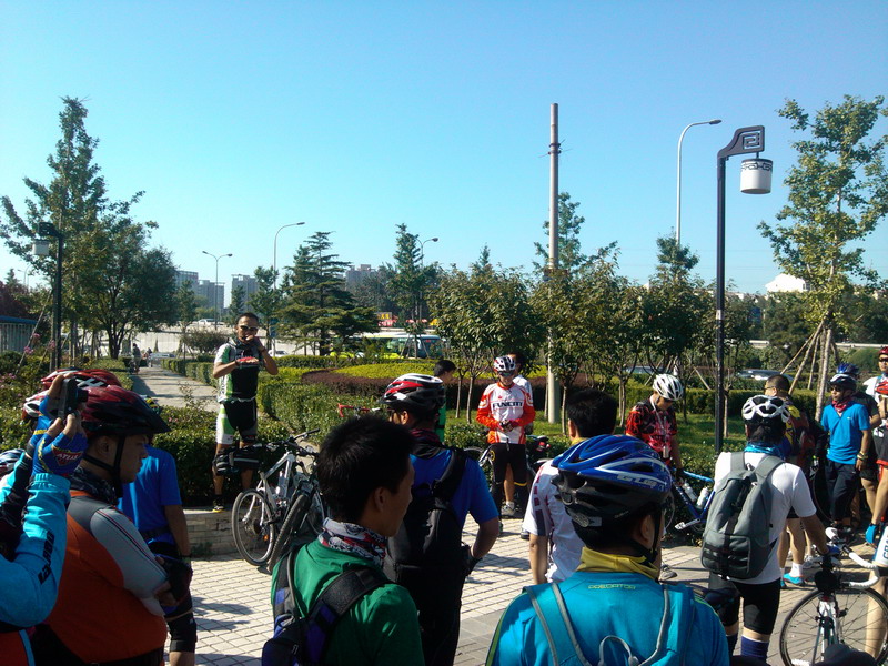 领队成长给大家讲解注意事项