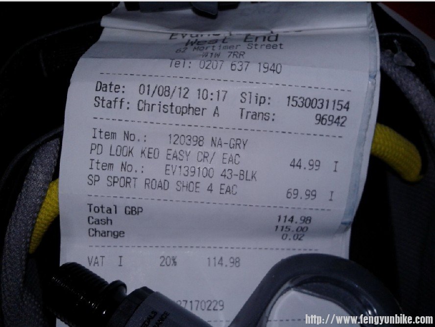 鞋子和脚踏的发票