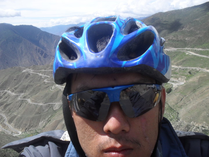 后面就是怒江72拐