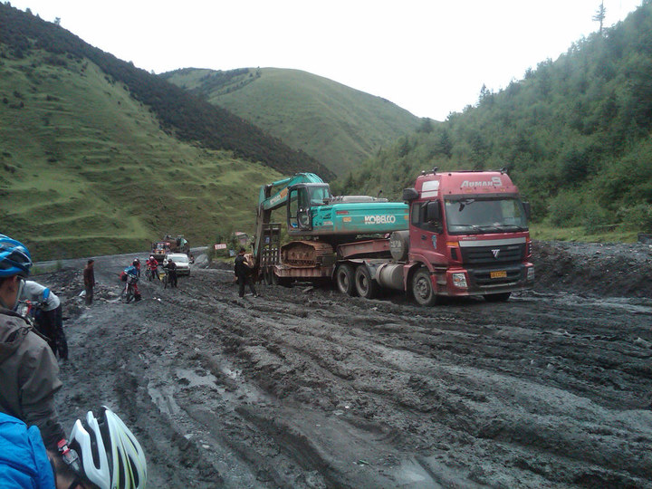 从新都桥到雅江的地狱之路