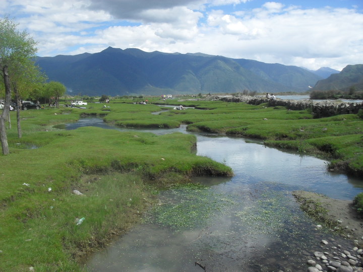 尼洋河，非常的漂亮