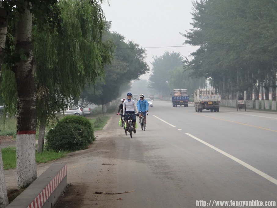 小王哥哥、叶阿姨还有老五来了