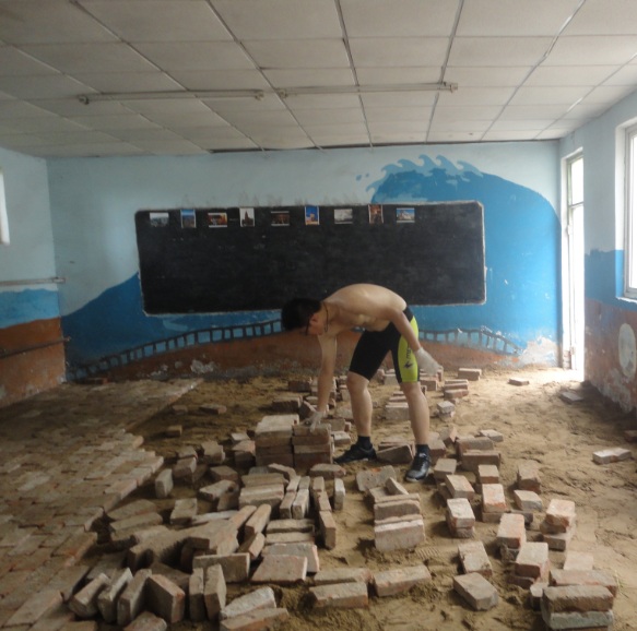 卖力搬砖的小爷lucifer