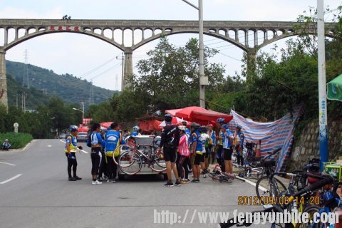 俱乐部的后援保障车，全免费哟！