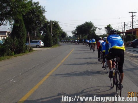 12.09.08 黄花城-17-返回庙城附近2.jpg