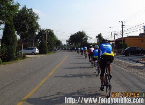 12.09.08 黄花城-18-返回庙城附近3.jpg