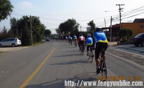 12.09.08 黄花城-19-返回庙城附近4.jpg