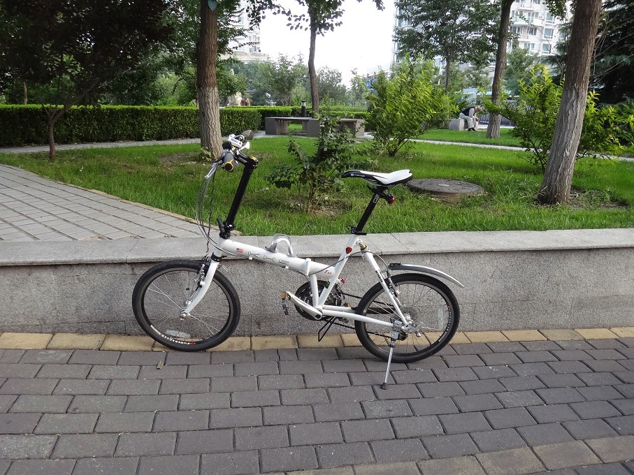 出发之前整备，我的小车