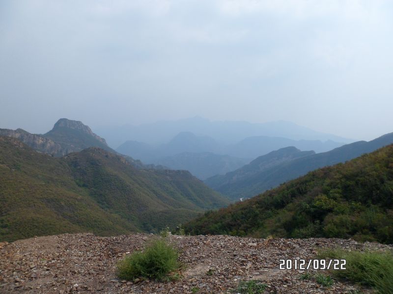 上村爬坡时候拍的风景照