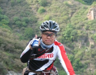 骑上虹井路的71，帅吧：）