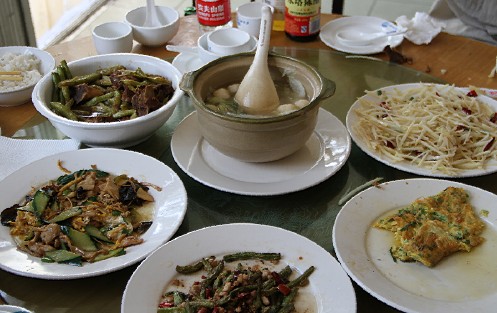 吃了一半的午饭