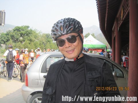 中位是老海骑行，烤串最拿手