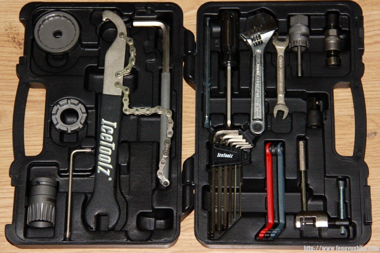 新买的工具以后修车方便了