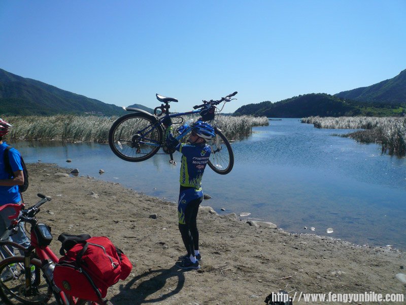 来，照个背影儿！