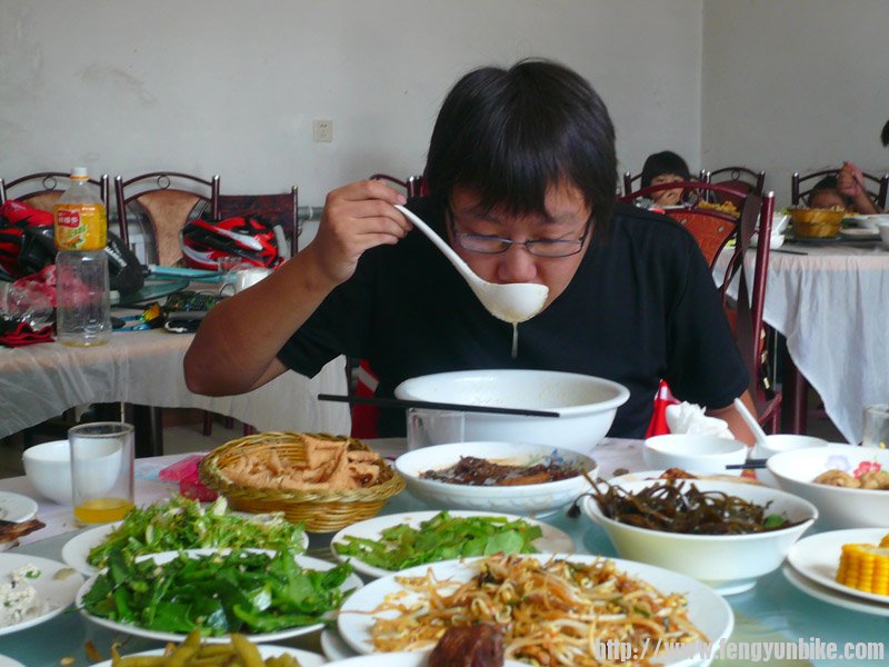 大块吃肉，大碗喝粥！有这么喝的吗？加了老板娘二斤白糖。。。