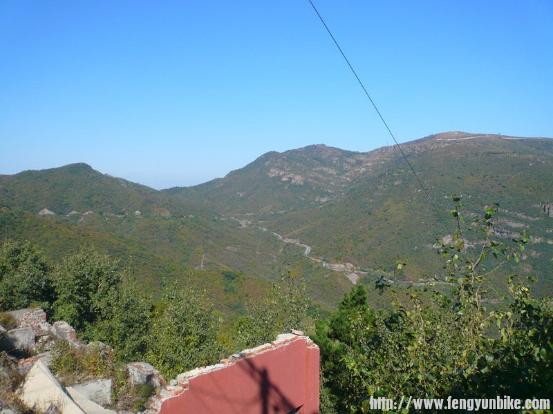 还有这断壁残垣，我发誓，今年再也不来了！