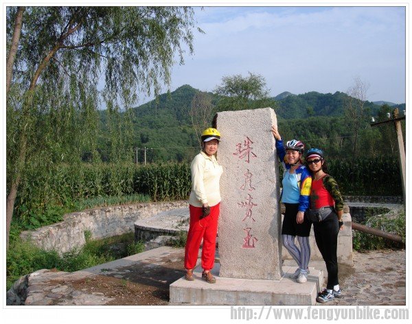 06年与骑乐队李队长骑行照片