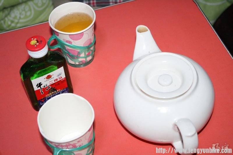 晚饭自己喝点儿白酒