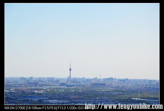 遥望中央电视塔