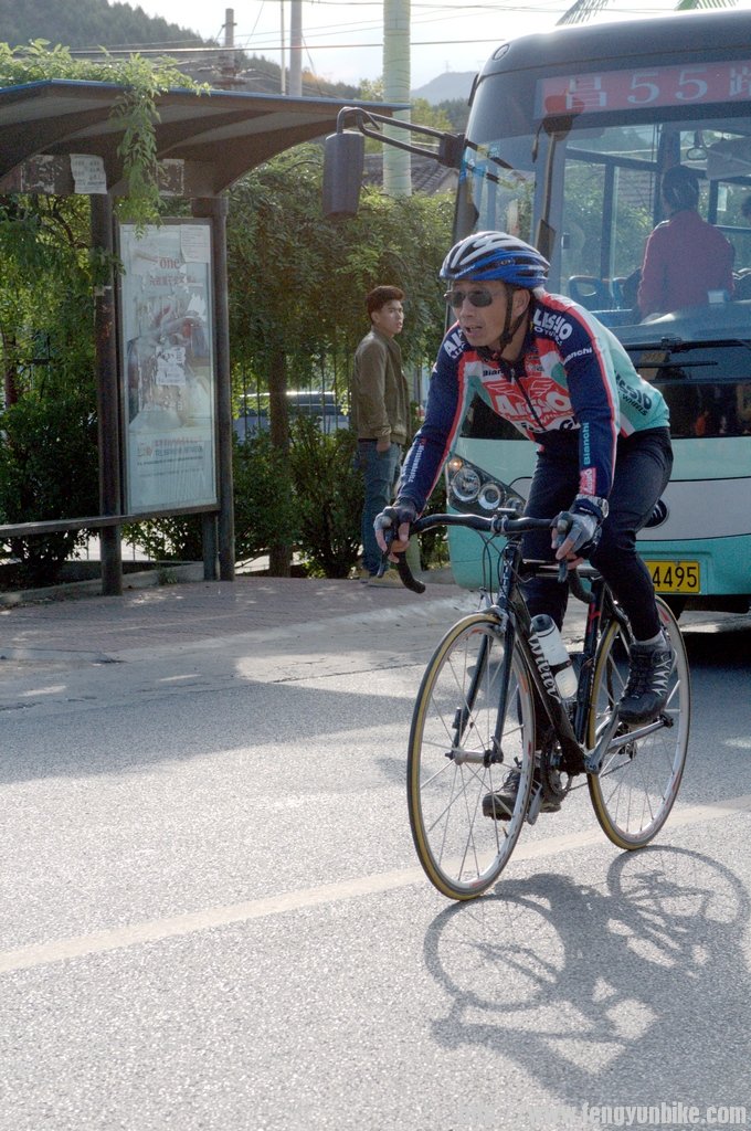 第五名:孙健,57岁,    3,14'30''