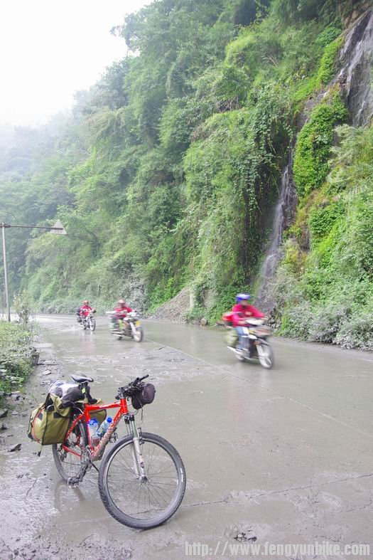 当俩轮的遇到俩轮。