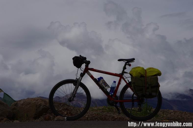 我的宝马。。伴我青藏、川藏、环湖