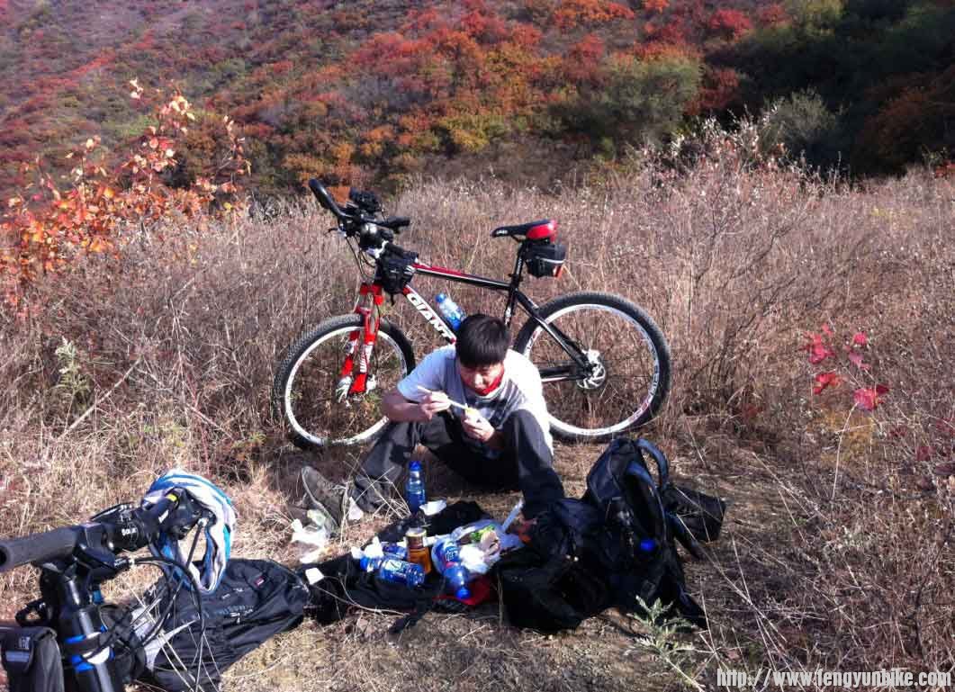 公司同事 吃的还挺香 哈哈