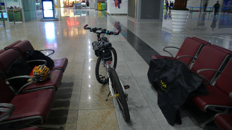 在南站候车，准备拆车