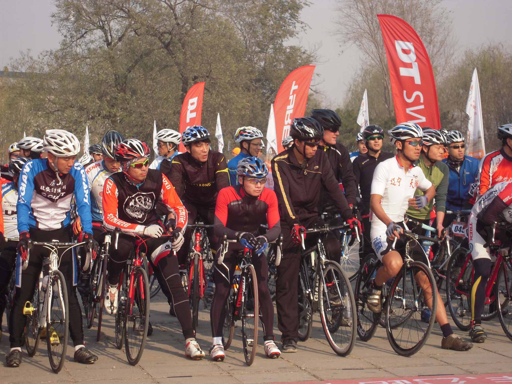 帅哥很多，有你认识的不？