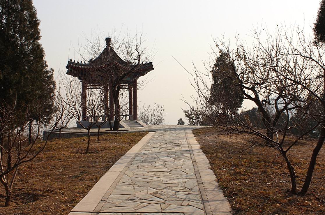 返回时去的小亭子