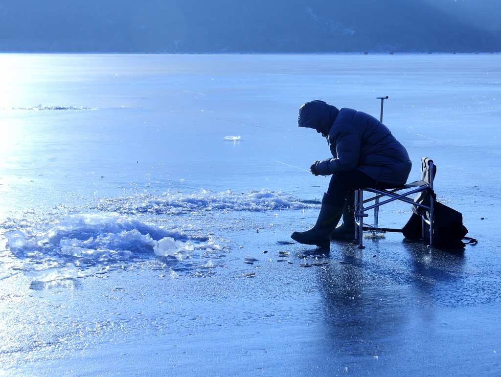 冰钓1.jpg