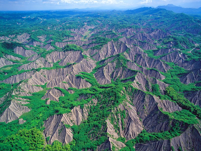 高雄的月世界地质公园