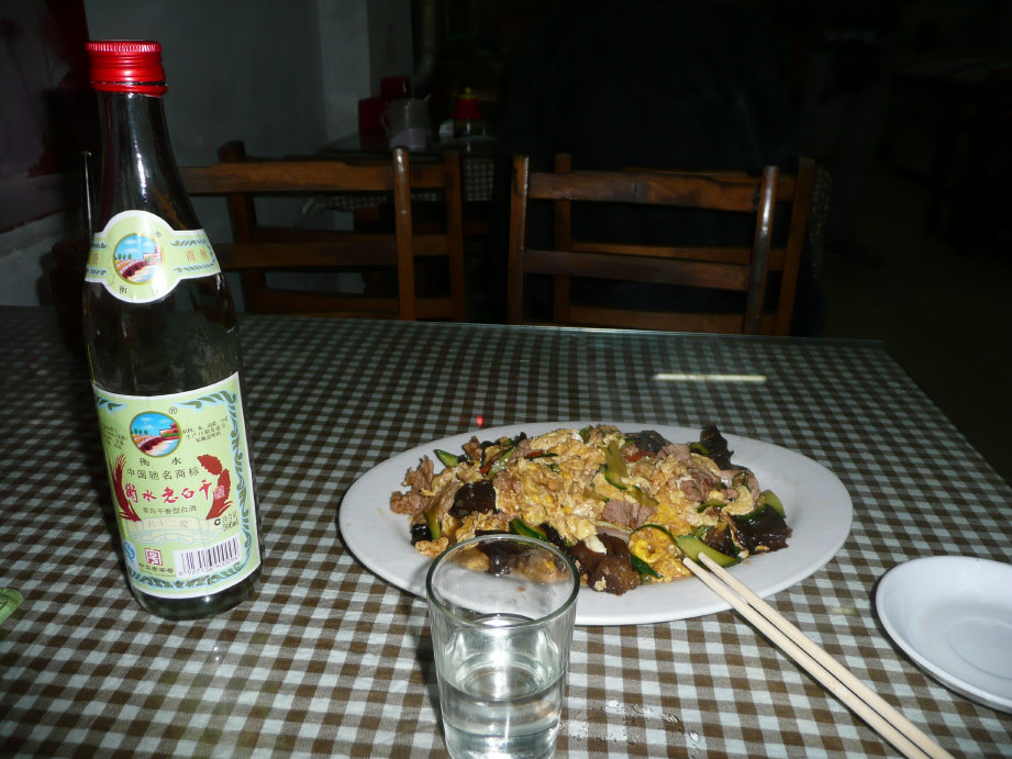 今晚的菜，小喝了点儿。