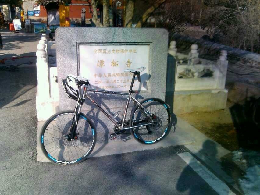 照片就拍一张相机太沉没带手机太烂就拍了一张证明哥来过