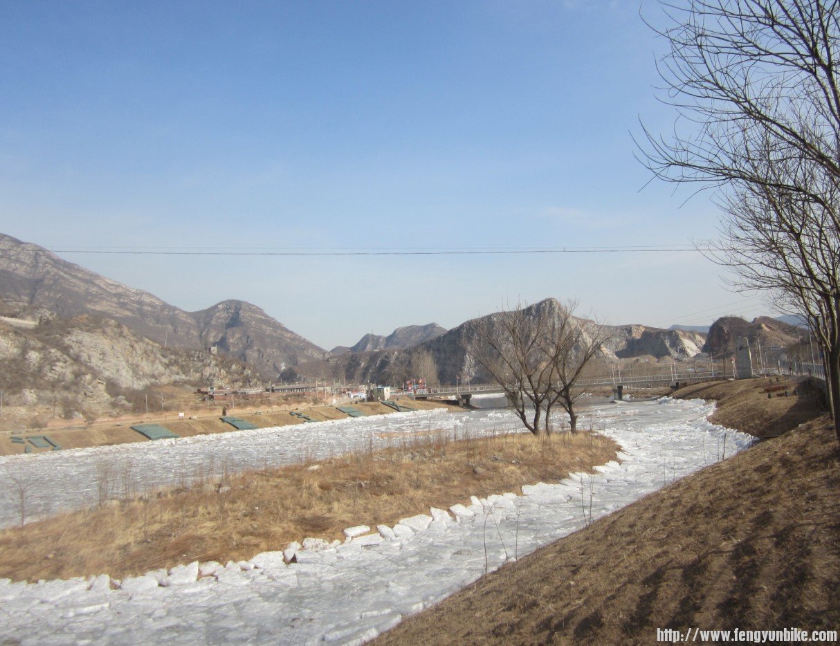 可惜相机不成，拍不出它的美来