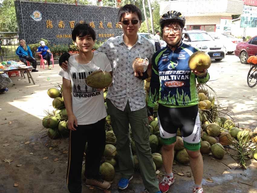 椰子7元1个，贵了