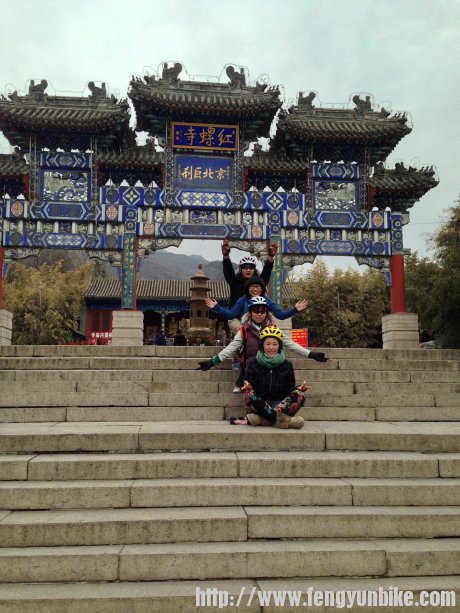 看看我们的千手观音  哈哈~~~~~~