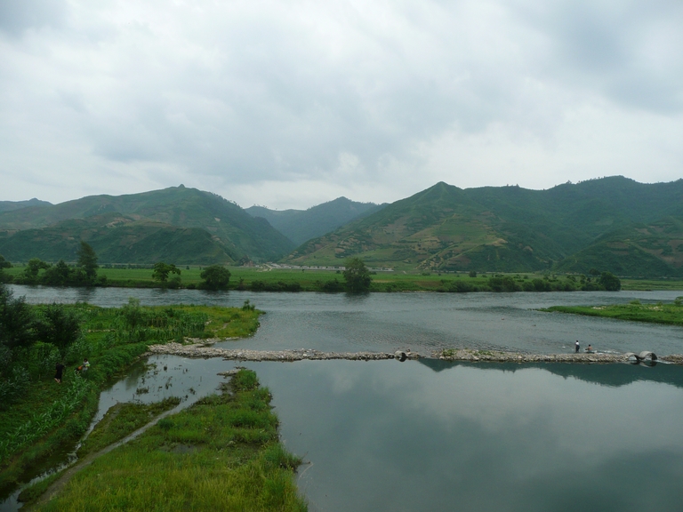 这儿是江河交汇处。