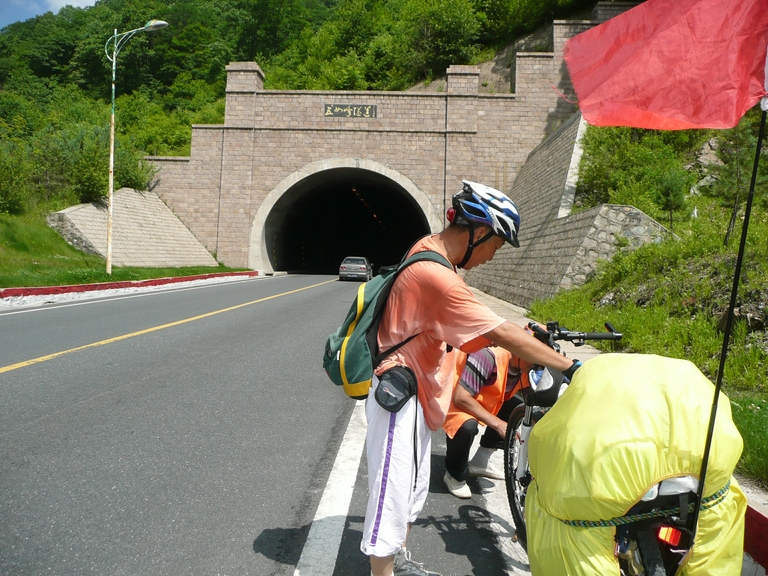 汗水印湿了衣服