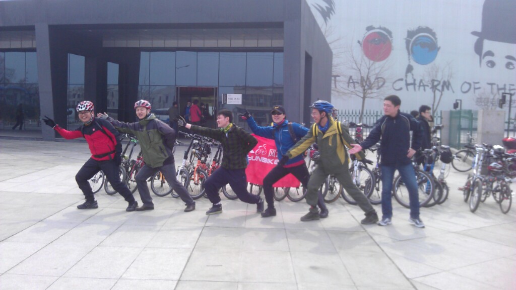 男生太腼腆~不跳改航母STYLE了~