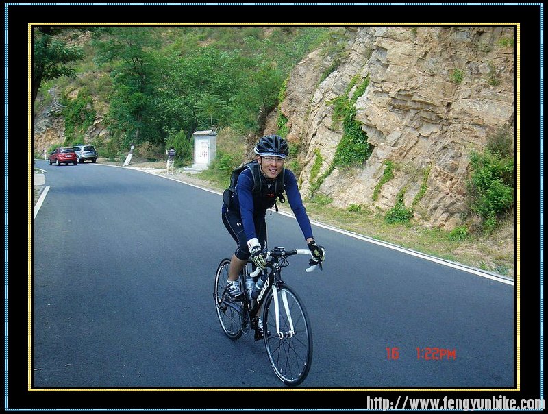 nEO_IMG_ID：膝又疼 性别：男 年龄：37 车龄：1年半 身高：181cm 体重：76KG 车型：自.jpg