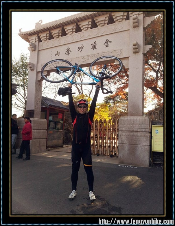 nEO_IMG_ID：小满 性别：男 年龄：30 车龄：2.5年 身高：180cm 体重：86kg 车型：cann.jpg