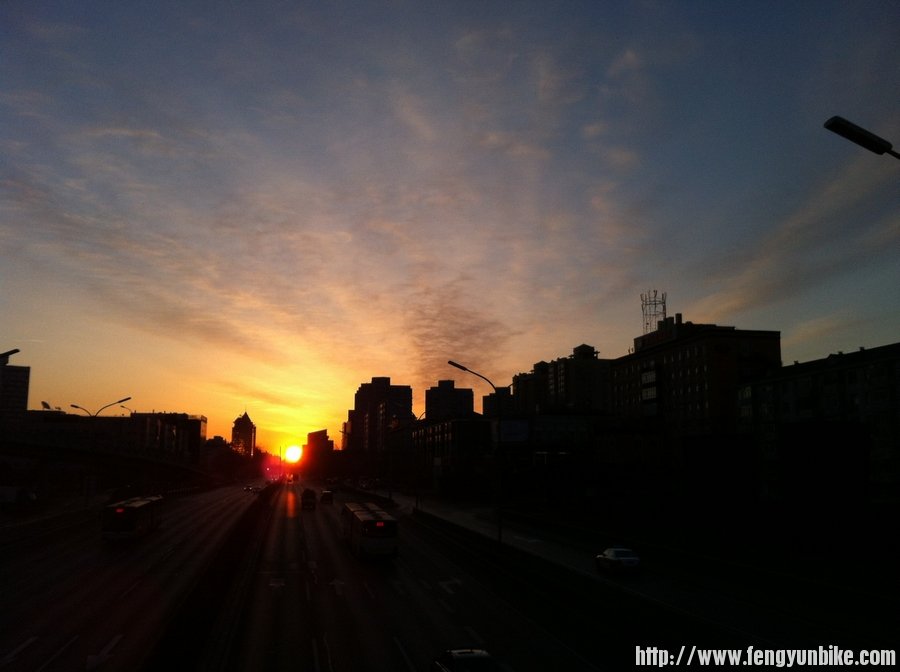 出发时赶上日出