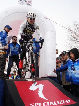 2013闪电-北京公路联赛—发车集锦（1）