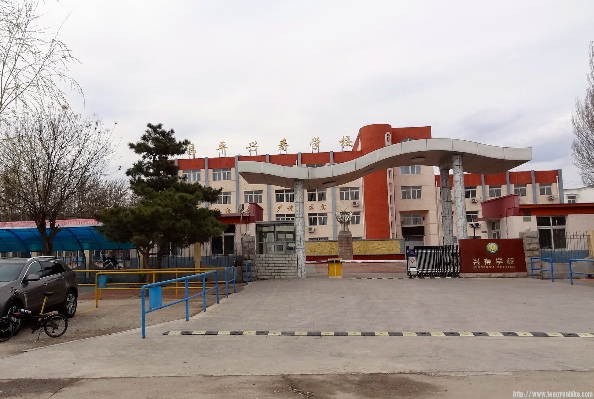 DSC05223 - Version 2.JPG