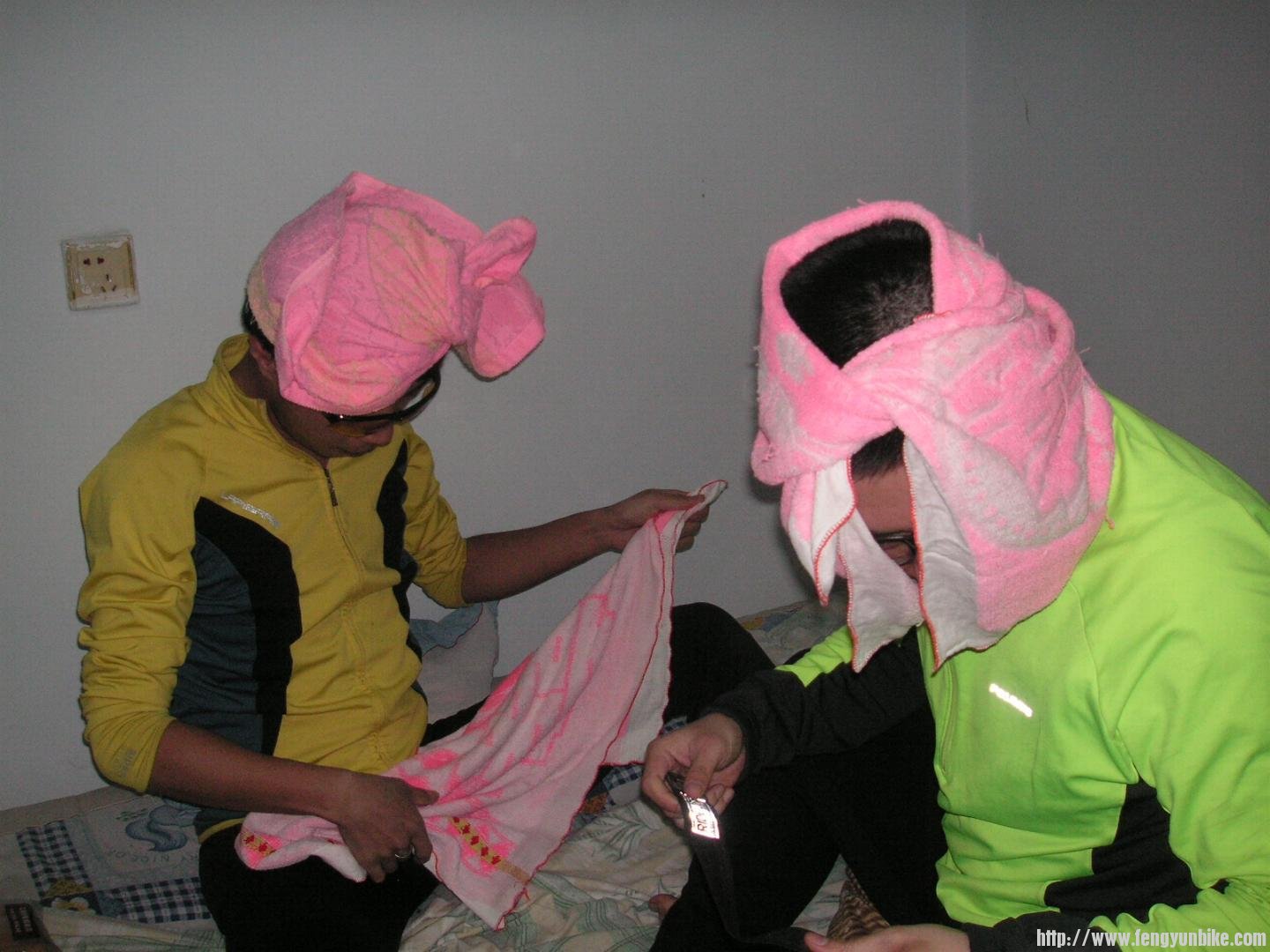 这是两个村姑吗？